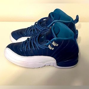 Jordan 12 Retro Indigo